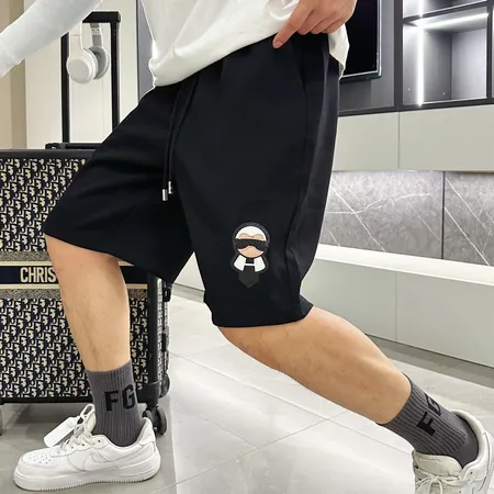 フェンディ ショートパンツ