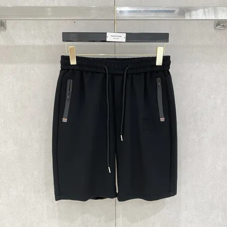 プラダ ショートパンツ