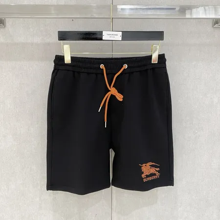 プラダ ショートパンツ