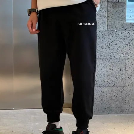 バレンシアガ カジュアルパンツ
