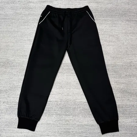 プラダ カジュアルパンツ