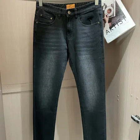 グッチ ジーンズ