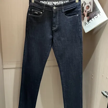 アルマーニ ジーンズ