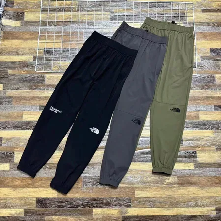 ノースフェイス カジュアルパンツ