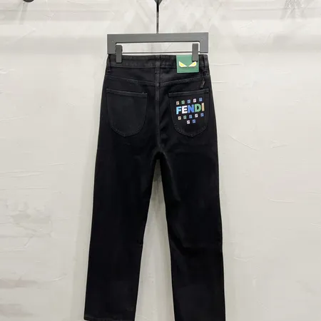 フェンディ ジーンズ