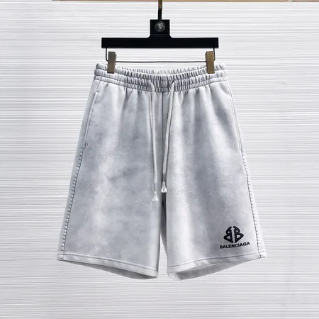 バレンシアガ ショートパンツ