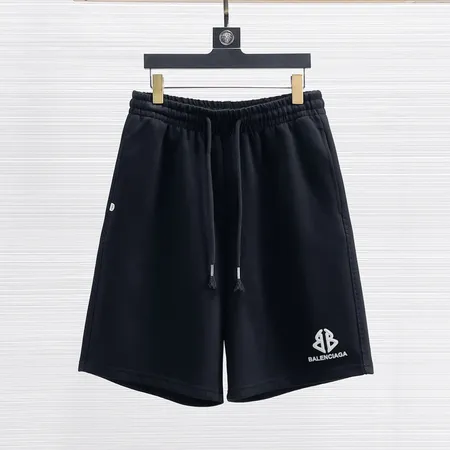 バレンシアガ ショートパンツ