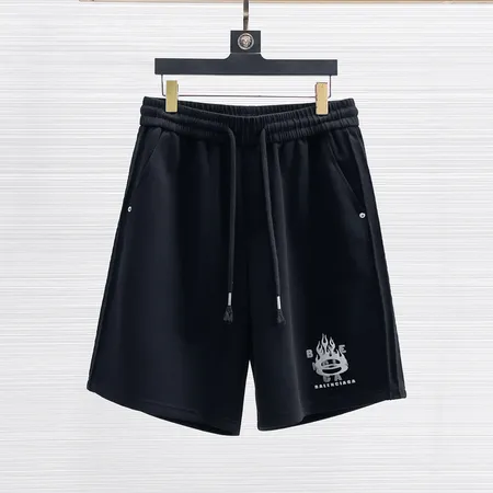 バレンシアガ ショートパンツ