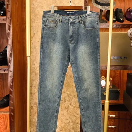 バーバリー ス ジーンズ
