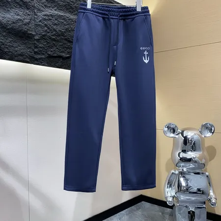 グッチ カジュアルパンツ