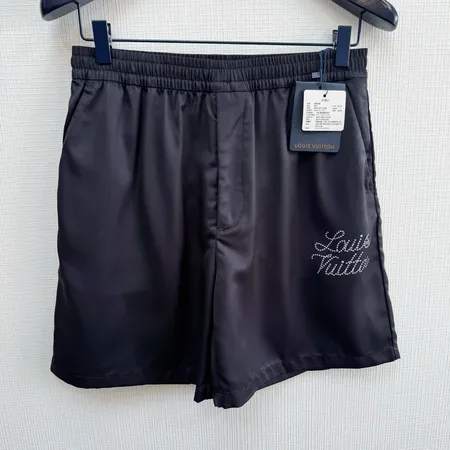 ルイヴィトン ショートパンツ