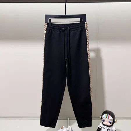 ジバンシィ トレーニングパンツ