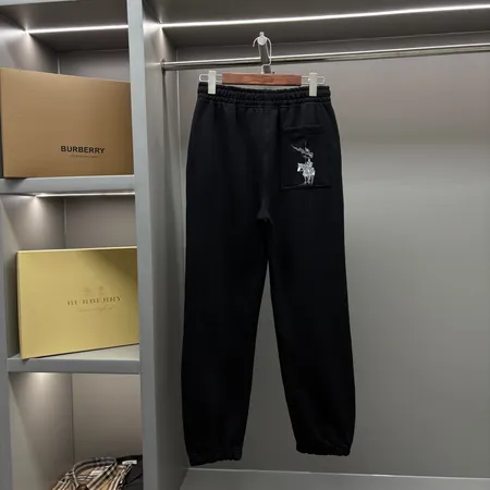 ジバンシィ トレーニングパンツ