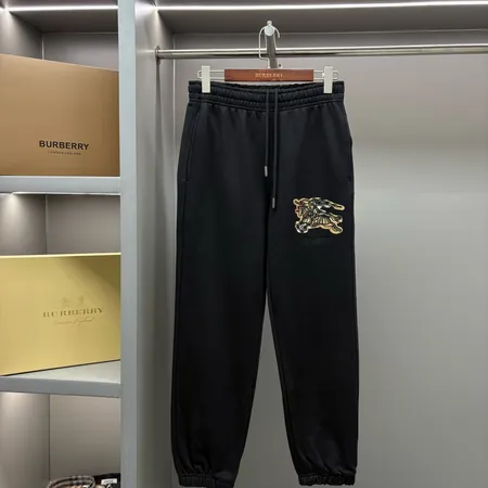 ジバンシィ トレーニングパンツ