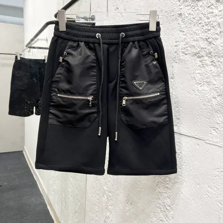 プラダ ショートパンツ