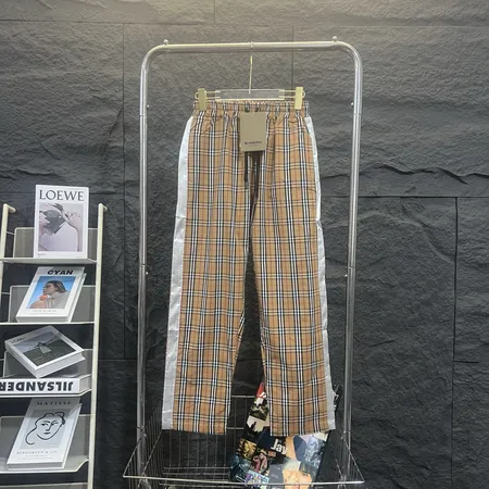 バーバリー ス カジュアルパンツ