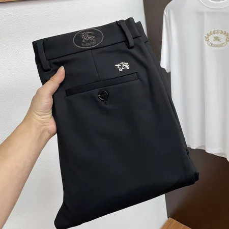 バーバリー ス カジュアルパンツ