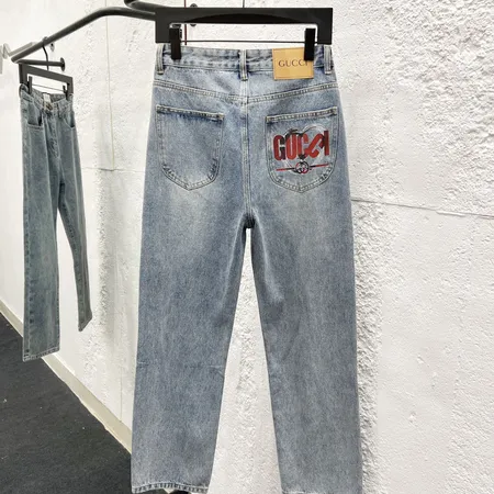 グッチ ジーンズ