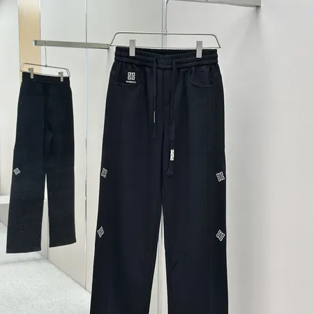 ジバンシィ カジュアルパンツ