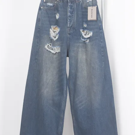 バレンシアガ ジーンズ