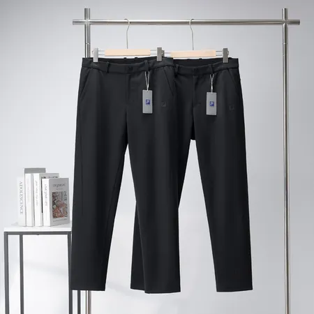 フィラ カジュアルパンツ