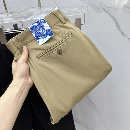 バーバリー ス カジュアルパンツ