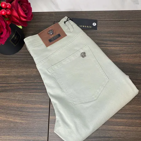 ヴェルサーチ ジーンズ