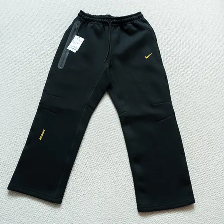 ナイキ カジュアルパンツ