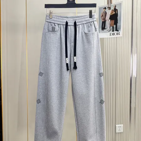 ジバンシィ カジュアルパンツ