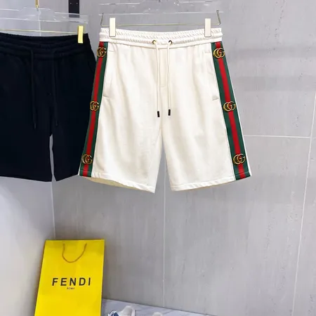 ルイヴィトン ショートパンツ