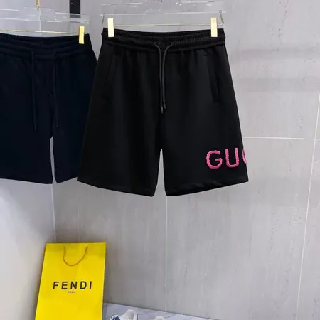 ルイヴィトン ショートパンツ