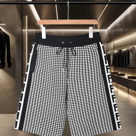 フェンディ ショートパンツ