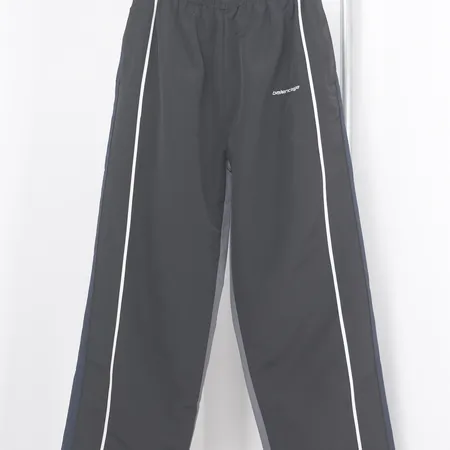 バレンシアガ カジュアルパンツ