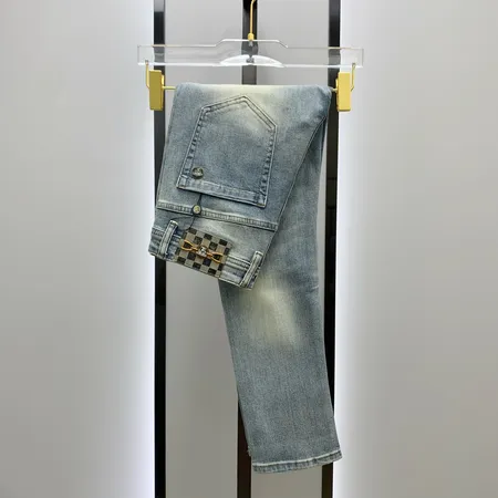 ヴェルサーチ ジーンズ