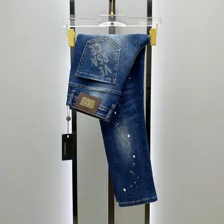 ヴェルサーチ ジーンズ