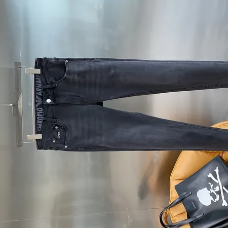 アルマーニ ジーンズ