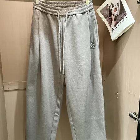 ロエベ カジュアルパンツ