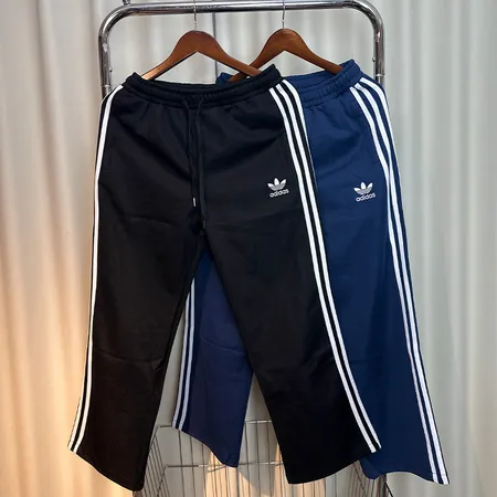 アディダス カジュアルパンツ