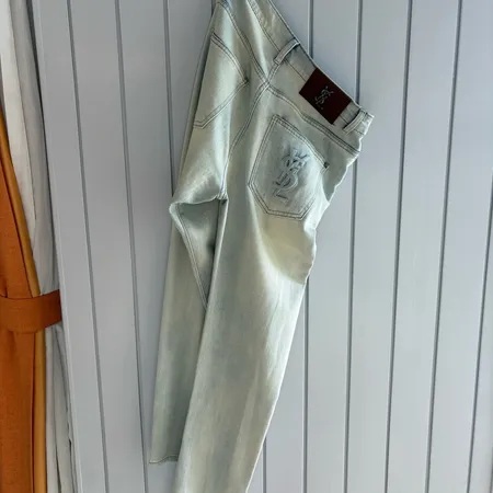 イブサンローラン ジーンズ