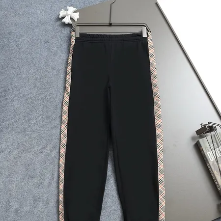 バーバリー ス カジュアルパンツ