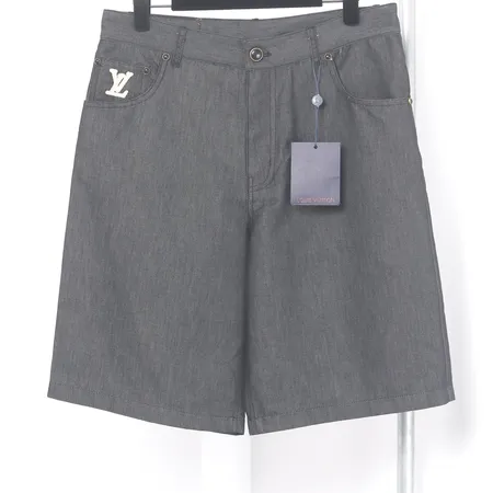 ルイヴィトン ショートパンツ