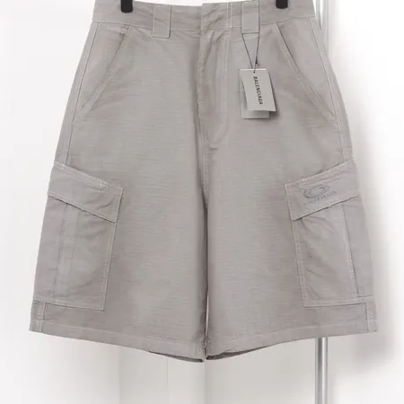 バレンシアガ ショートパンツ