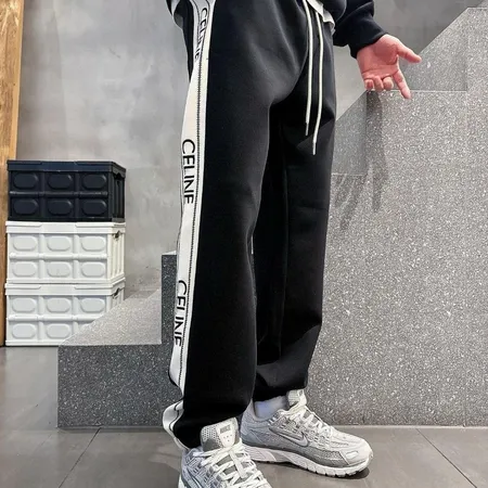 セリーヌ カジュアルパンツ