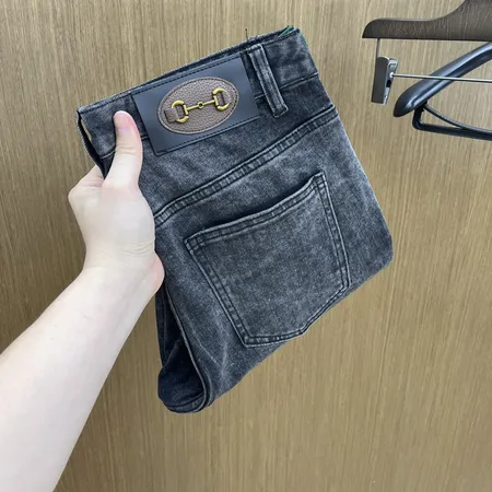 グッチ ジーンズ