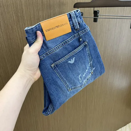 アルマーニ ジーンズ