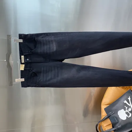 バーバリー ス ジーンズ