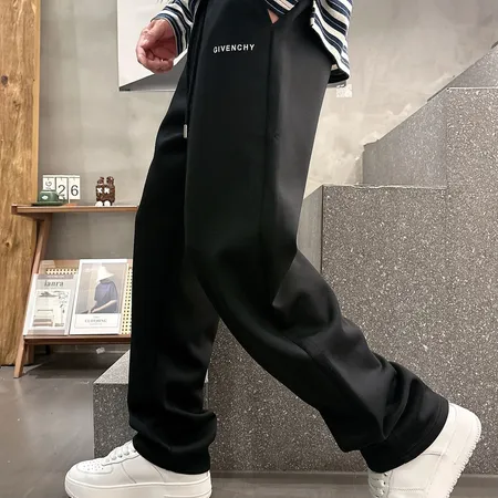 ジバンシィ カジュアルパンツ