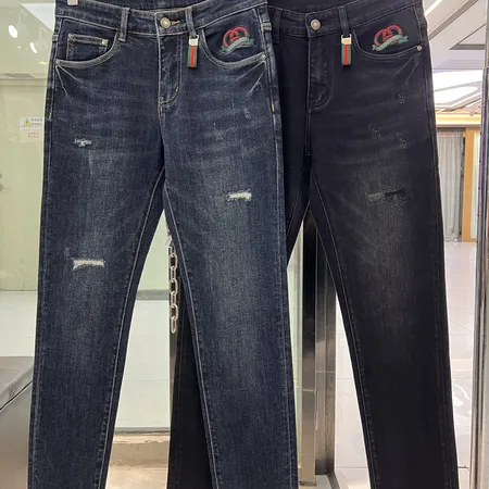 グッチ ジーンズ