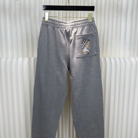 バーバリー ス カジュアルパンツ