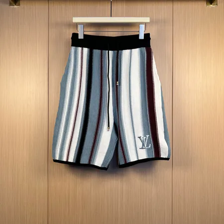 ルイヴィトン ショートパンツ
